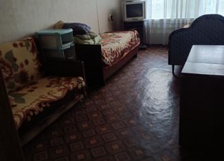 Продаю 2-комнатную квартиру, 48 м2, поселок городского типа Суходол, улица Суворова, 6