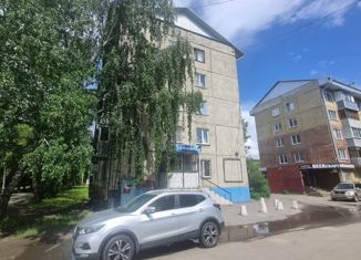Продается двухкомнатная квартира, 44 м2, Барнаул, улица Юрина, 234, Ленинский район