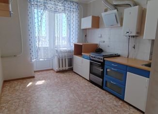Продаю четырехкомнатную квартиру, 78.4 м2, Тюменская область, микрорайон 1Д, 68