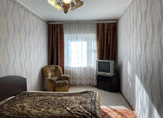 Сдаю в аренду 1-комнатную квартиру, 42 м2, Армавир, улица Советской Армии, 222