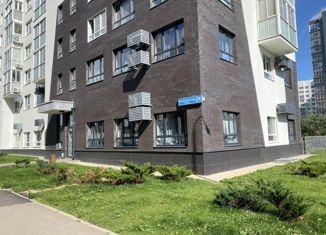 Продам трехкомнатную квартиру, 47.6 м2, посёлок Коммунарка, улица Потаповская Роща, 24к1, ЖК Белые Ночи