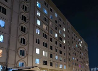 Продаю 3-ком. квартиру, 60.8 м2, Когалым, улица Дружбы Народов, 19