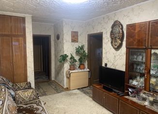 Продаю трехкомнатную квартиру, 49.2 м2, Краснодар, улица Коммунаров, 286