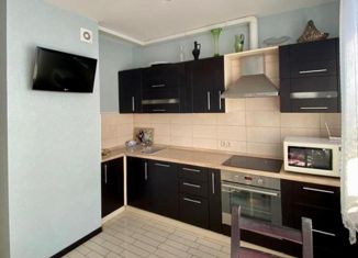 Продам трехкомнатную квартиру, 74 м2, Москва, улица Крылатские Холмы, 31, район Крылатское