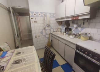 Продаю 2-ком. квартиру, 47.3 м2, Нижний Новгород, улица Мечникова, 77, улица Мечникова