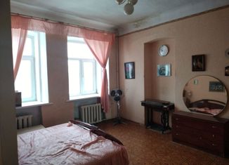 Продается 3-комнатная квартира, 62.8 м2, Смоленская область, улица Тенишевой, 4