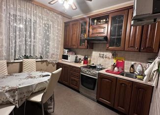 Продаю 3-ком. квартиру, 66 м2, Москва, Ореховый проезд, 11, Ореховый проезд