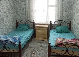 Продаю 4-комнатную квартиру, 83 м2, Махачкала, улица Абдулхамида Юсупова, 39А, Советский район