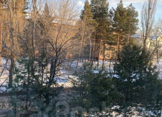 Продаю 3-комнатную квартиру, 54.1 м2, Арсеньев, улица Островского, 33