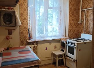 Продается трехкомнатная квартира, 49.3 м2, Котовск, Колхозная улица, 18
