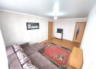 Продам 3-комнатную квартиру, 48.9 м2, Белая Калитва, Заводская улица, 10В