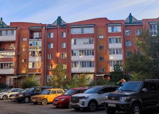 Продажа 1-ком. квартиры, 42 м2, Черногорск, проспект Космонавтов, 1В