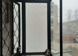 Продаю 3-комнатную квартиру, 59.4 м2, Осинники, улица Революции, 27