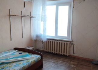 3-комнатная квартира на продажу, 55 м2, Кировск, улица 50 лет Октября, 37