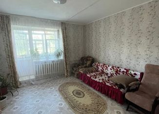 Продаю 2-комнатную квартиру, 47.6 м2, село Каркалай, Школьная улица, 2Б