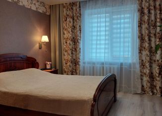 Продается 3-комнатная квартира, 78.9 м2, рабочий посёлок Кадуй, Весенняя улица, 4