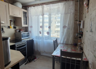 Продам 3-комнатную квартиру, 51 м2, посёлок городского типа Смоляниново, Школьный переулок, 28