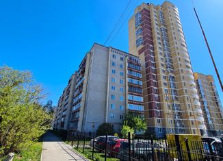 Продажа 4-ком. квартиры, 77.8 м2, Екатеринбург, улица Краснолесья, 14к3, метро Ботаническая