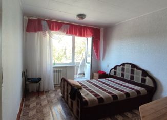 Продаю 1-комнатную квартиру, 35 м2, Шарыпово, 6-й микрорайон, 17А