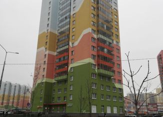 Продам трехкомнатную квартиру, 79.4 м2, Санкт-Петербург, улица Корнея Чуковского, 10, улица Корнея Чуковского