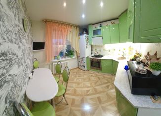 Продаю двухкомнатную квартиру, 52.6 м2, Сыктывкар, улица Малышева, 11, район Орбита