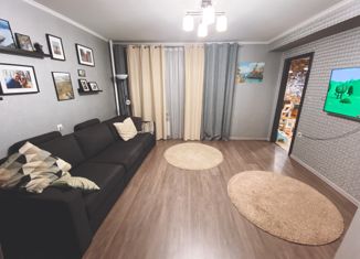 Продам 2-ком. квартиру, 54.3 м2, Ярославль, Малая Пролетарская улица, 43, район Толчково