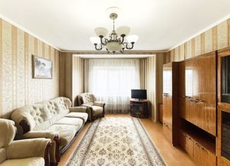 Продается 2-комнатная квартира, 60.7 м2, Тюменская область, Комсомольский проспект, 15