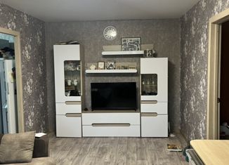 Продажа четырехкомнатной квартиры, 60.8 м2, Добрянка, улица Копылова, 69А