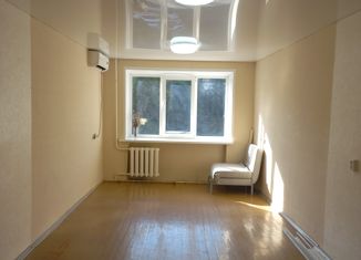 Продам комнату, 18.2 м2, Оренбург, Театральная улица, 17, Дзержинский район