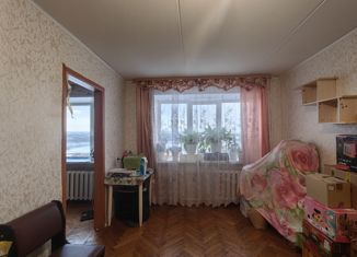 Продаю 2-комнатную квартиру, 47 м2, Североморск, Комсомольская улица, 26