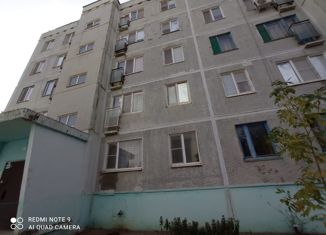 Продам 4-комнатную квартиру, 83.8 м2, Элиста, 2-й микрорайон, улица Юрия Клыкова, 144
