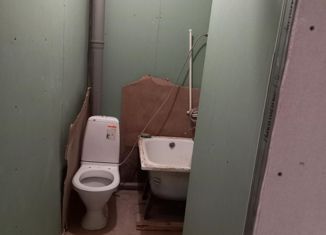 Продаю 2-ком. квартиру, 47 м2, Архангельск, улица Адмирала Кузнецова, 28к1, Соломбальский округ