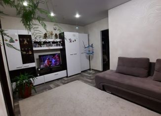 Продам 4-комнатную квартиру, 60.7 м2, посёлок Руэм, улица Шумелёва, 13