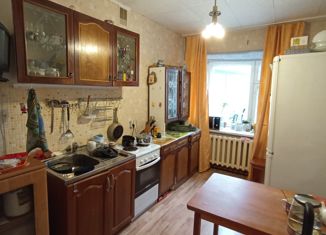 Продается 3-комнатная квартира, 62 м2, Якутск, улица Чернышевского, 118, Автодорожный округ