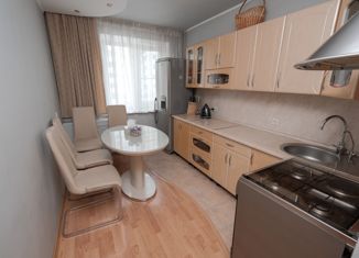 Продажа 3-ком. квартиры, 70 м2, Хабаровский край, улица Олега Кошевого, 9