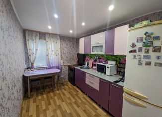 3-комнатная квартира на продажу, 38.3 м2, село Берёзовка, улица Ивана Карасова, 3