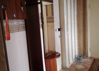 Сдаю в аренду 2-ком. квартиру, 49.5 м2, Северск, Коммунистический проспект, 145
