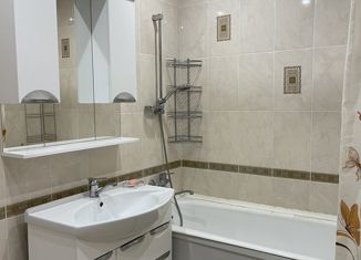 Продается двухкомнатная квартира, 62.8 м2, Клинцы, Союзная улица, 106В