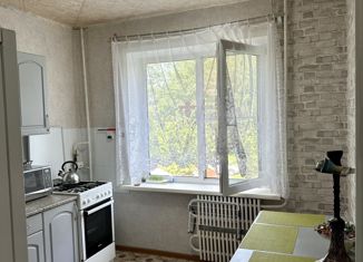 Продаю трехкомнатную квартиру, 65 м2, поселок Прогресс, улица Гагарина, 18
