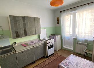 Продам трехкомнатную квартиру, 65.2 м2, поселок Береговой, улица Бабкина, 2
