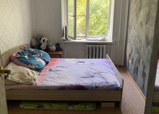 3-комнатная квартира на продажу, 57.1 м2, Барнаул, улица Георгия Исакова, 215