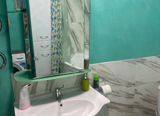 4-комнатная квартира на продажу, 79.7 м2, поселок Волчанец, Набережная улица, 11А