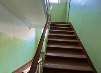 Продается 2-комнатная квартира, 44 м2, Петропавловск-Камчатский, проспект Циолковского, 33