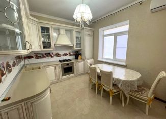 Продается 3-комнатная квартира, 105 м2, Ставрополь, микрорайон № 10, Широкая улица, 21