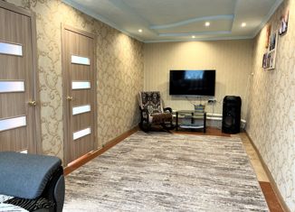 Продам 3-комнатную квартиру, 90.5 м2, Нязепетровск, Октябрьская улица, 85