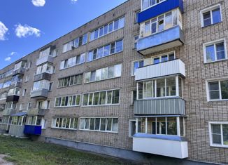 Продается 2-ком. квартира, 48 м2, Кирово-Чепецк, Юбилейная улица, 1к2