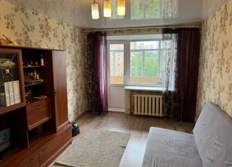Продам 2-ком. квартиру, 44.2 м2, Екатеринбург, улица Чекистов, 14, улица Чекистов