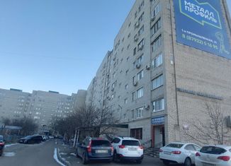Продам двухкомнатную квартиру, 50 м2, Минеральные Воды, улица Анджиевского, 140