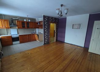 Продам двухкомнатную квартиру, 56.7 м2, Осташков, улица Константина Заслонова, 3