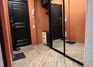 Продам 3-комнатную квартиру, 50 м2, Нижний Новгород, улица Адмирала Васюнина, 12к3, 4-й Нагорный микрорайон